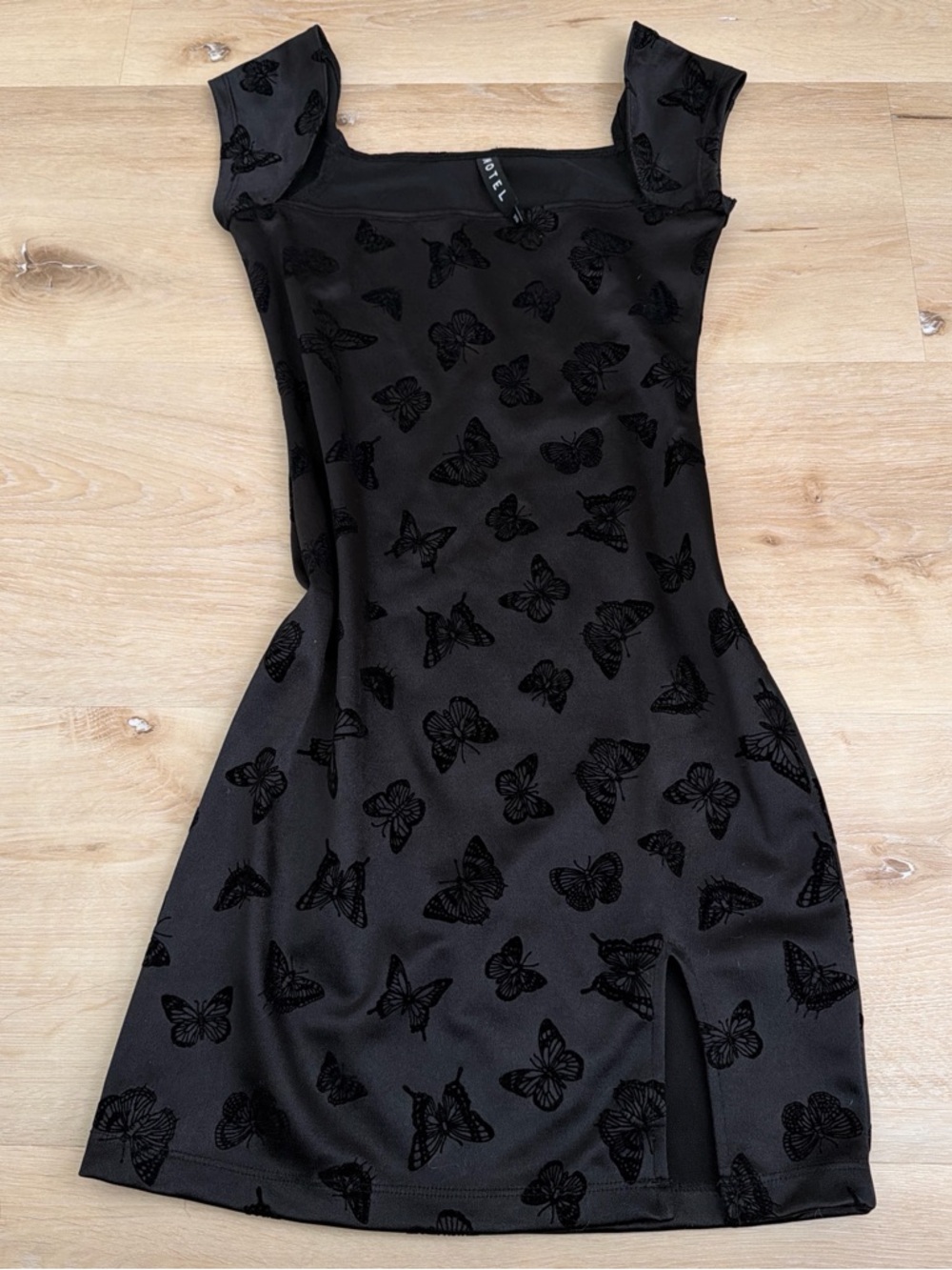Motel Black Butterfly Print Cap Sleeve Mini Dress